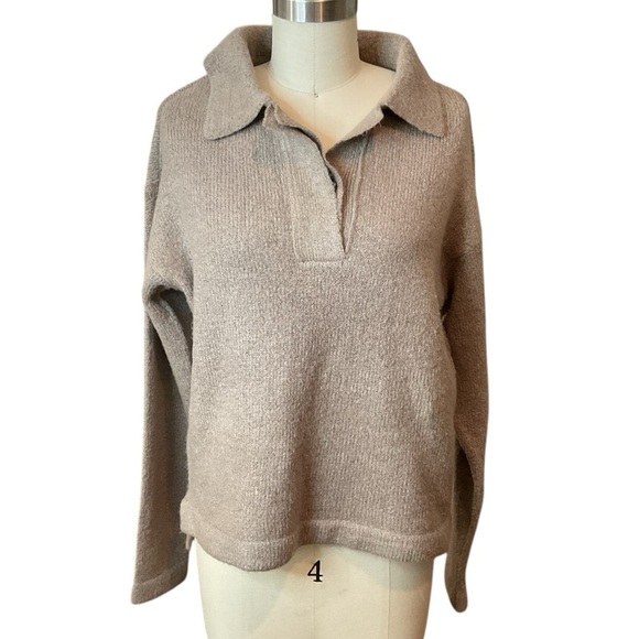 RDI Johnny Collar Soft Long Sleeve Sweater Oversized XS EUC - Picture 1 of 13